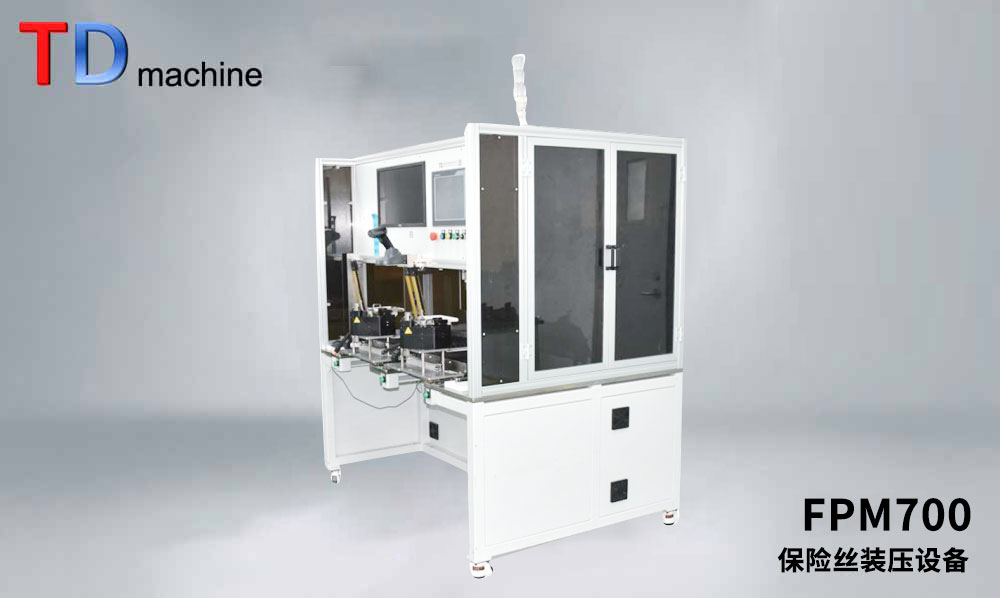 FLM700